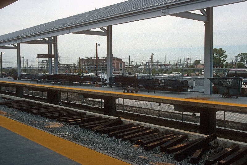 19890308-amtk.jpg - May 22, 1989: Construction of Tracks 4 and 5 is still in progres; the additional tracks were built to support both Amtrak and NJT trains. This view is now blocked by the Convention Center.