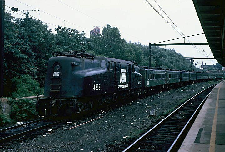 fp17.jpg - Trenton, NJ.  Where now push-pull sets layover on weekends, a GG-1 was leading a train of MP-54 trailers.