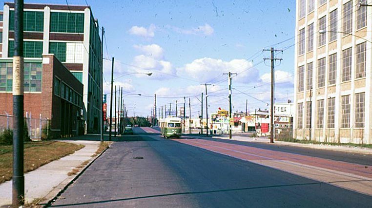 fp8.jpg - The only sign of life on Erie Avenue between K and L Streets is a sole Route 56 PCC.