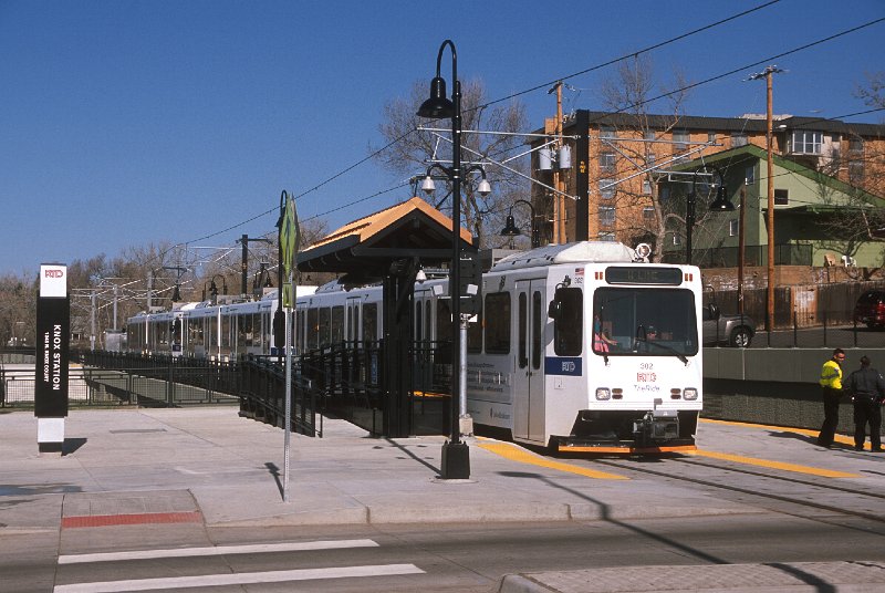 20130195-rtd.jpg - Knox Station on the W-Line, with an inbound train on the morning of 4/27/13, when free rides were being given on all light rail lines.